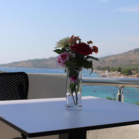 Seli'S Villa Εξαμίλιο Εξωτερικό φωτογραφία