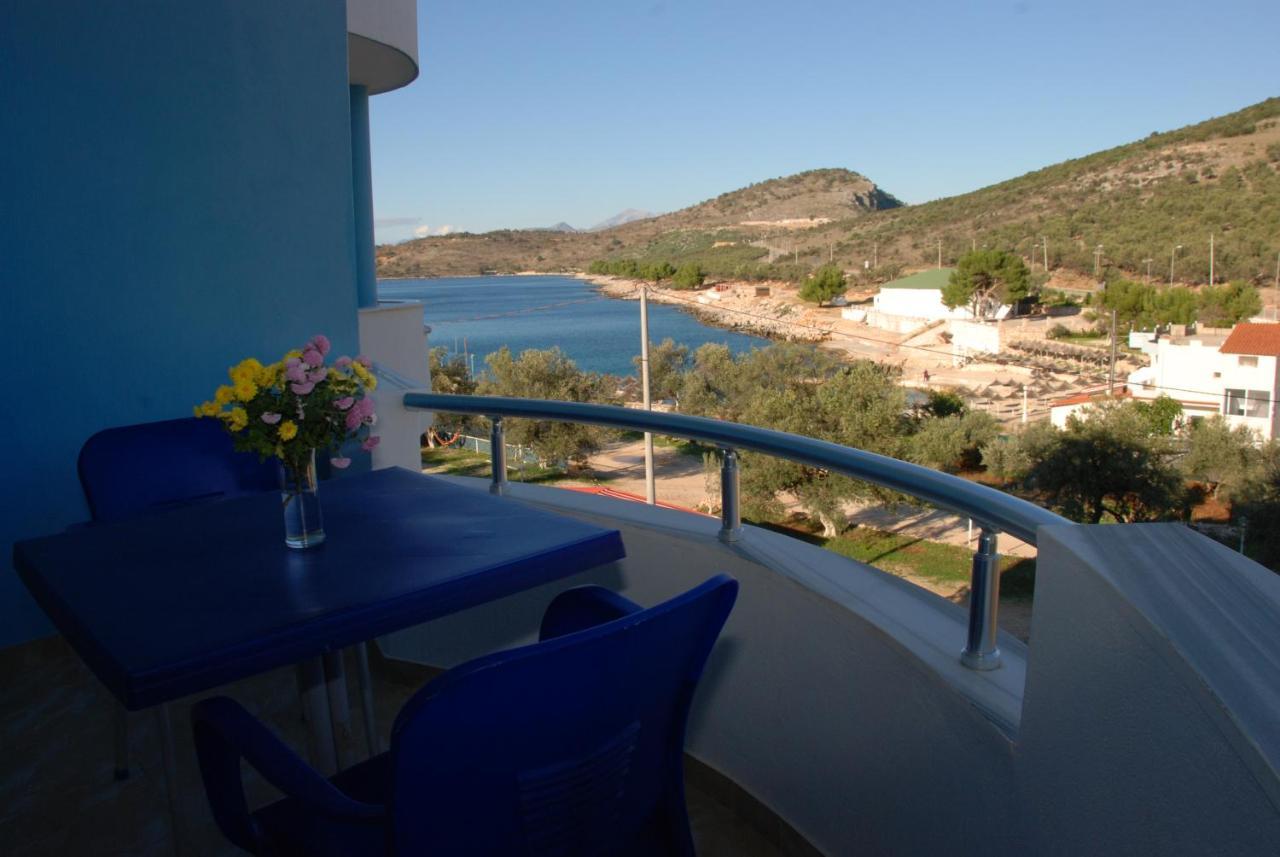 Seli'S Villa Εξαμίλιο Εξωτερικό φωτογραφία