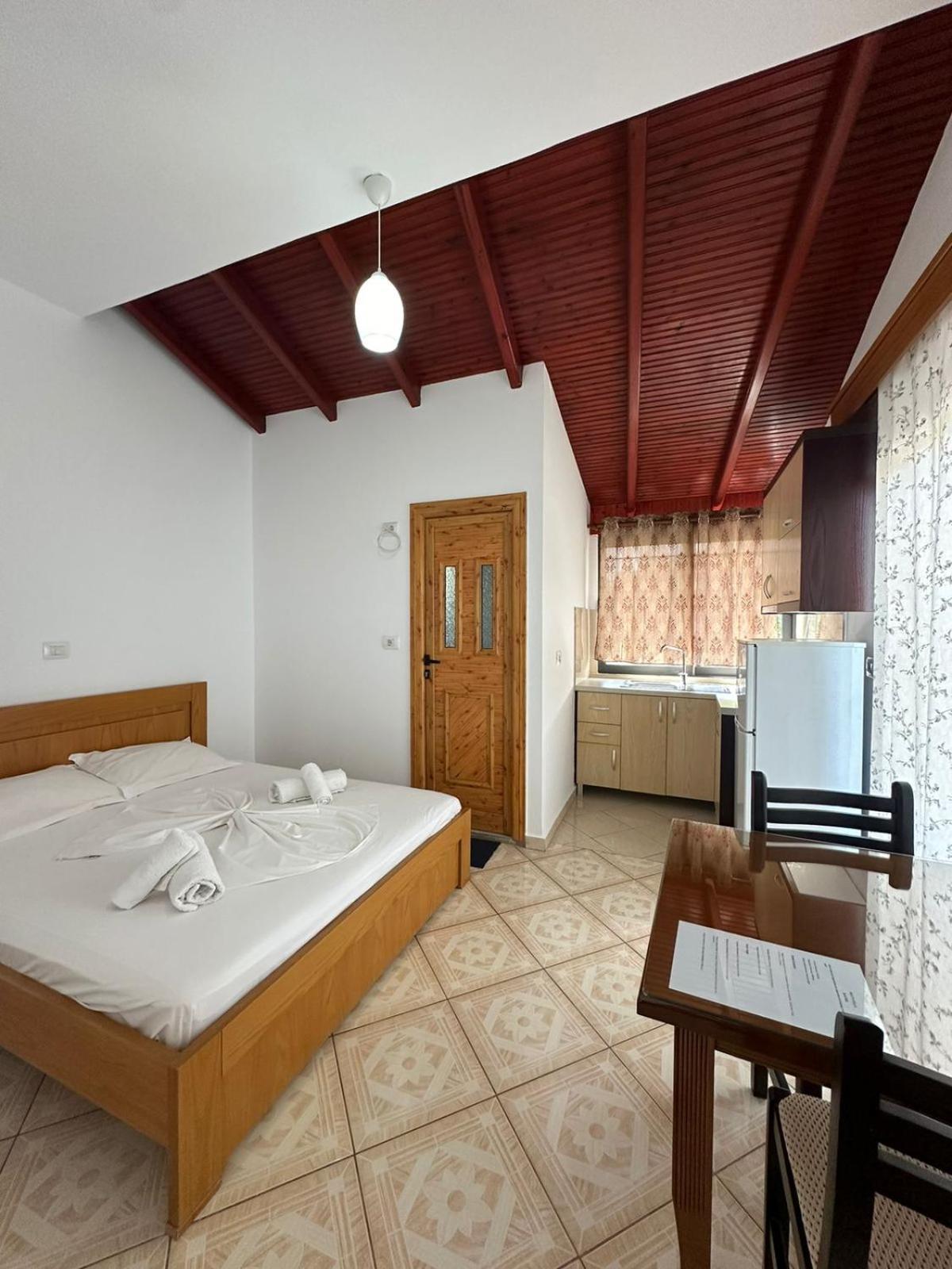 Seli'S Villa Εξαμίλιο Εξωτερικό φωτογραφία